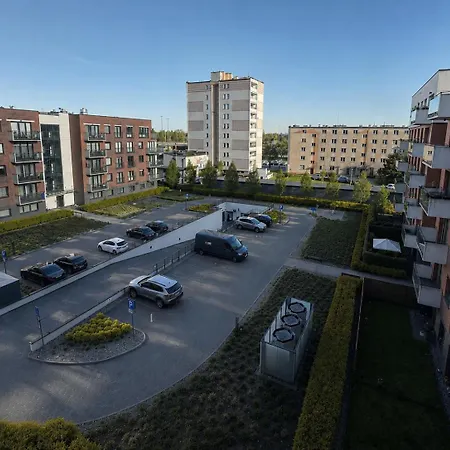 Modern Dluga Grobla With Parking 格但斯克